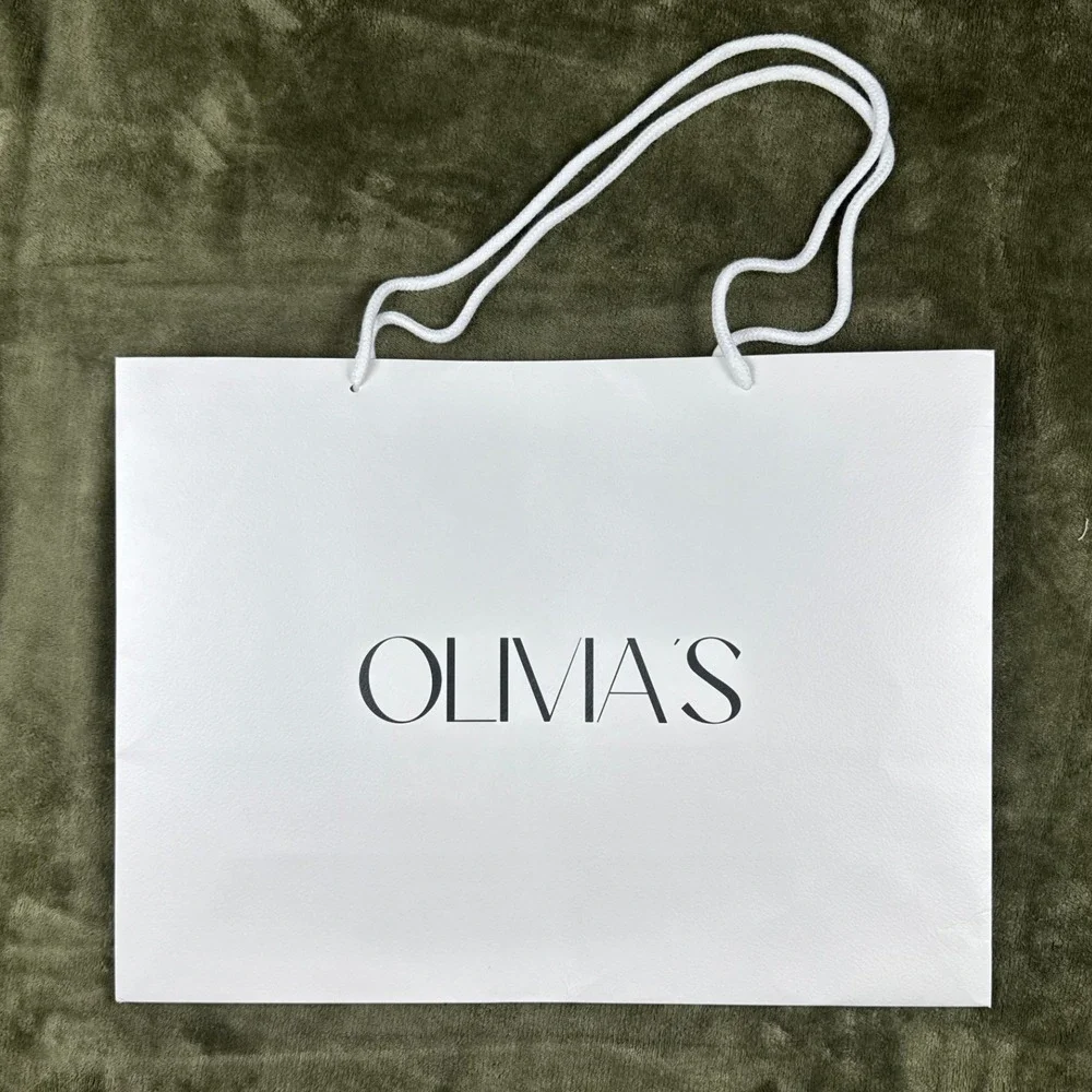 Olivia's‎ Boutique Luxury White Paper Shopping Bag with Rope Handles Large